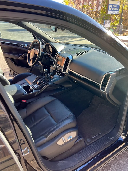 2011 Porsche 958 Cayenne - Image 13 of 21