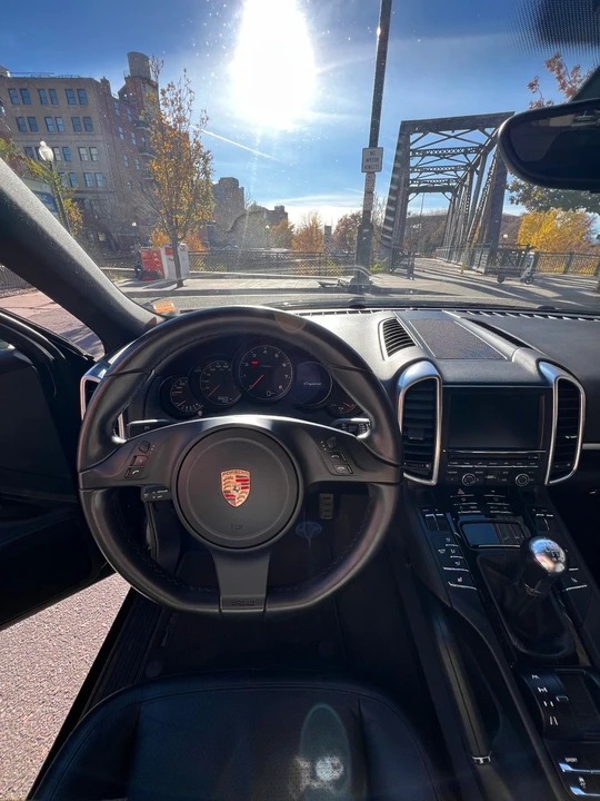 2011 Porsche 958 Cayenne - Image 11 of 21