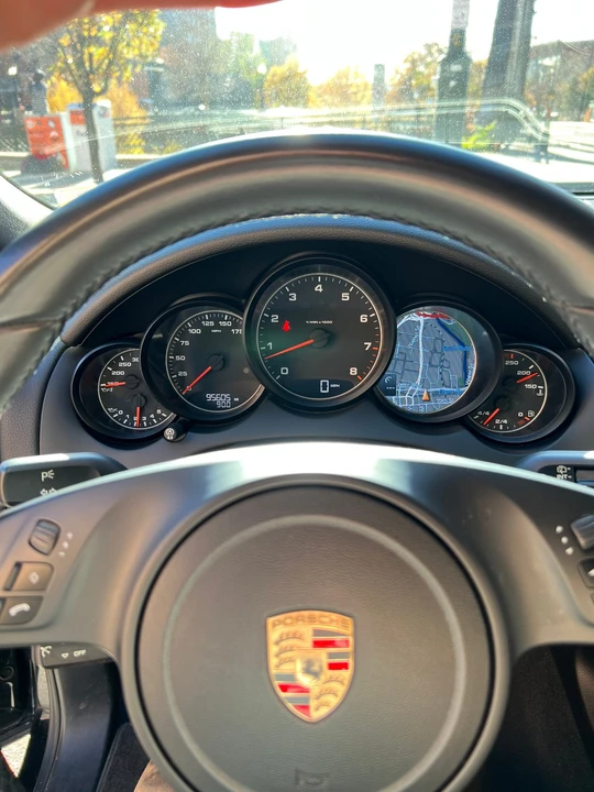 2011 Porsche 958 Cayenne - Image 12 of 21