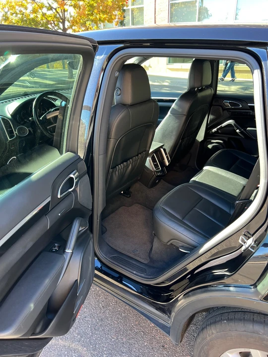 2011 Porsche 958 Cayenne - Image 14 of 21