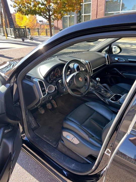 2011 Porsche 958 Cayenne - Image 10 of 21