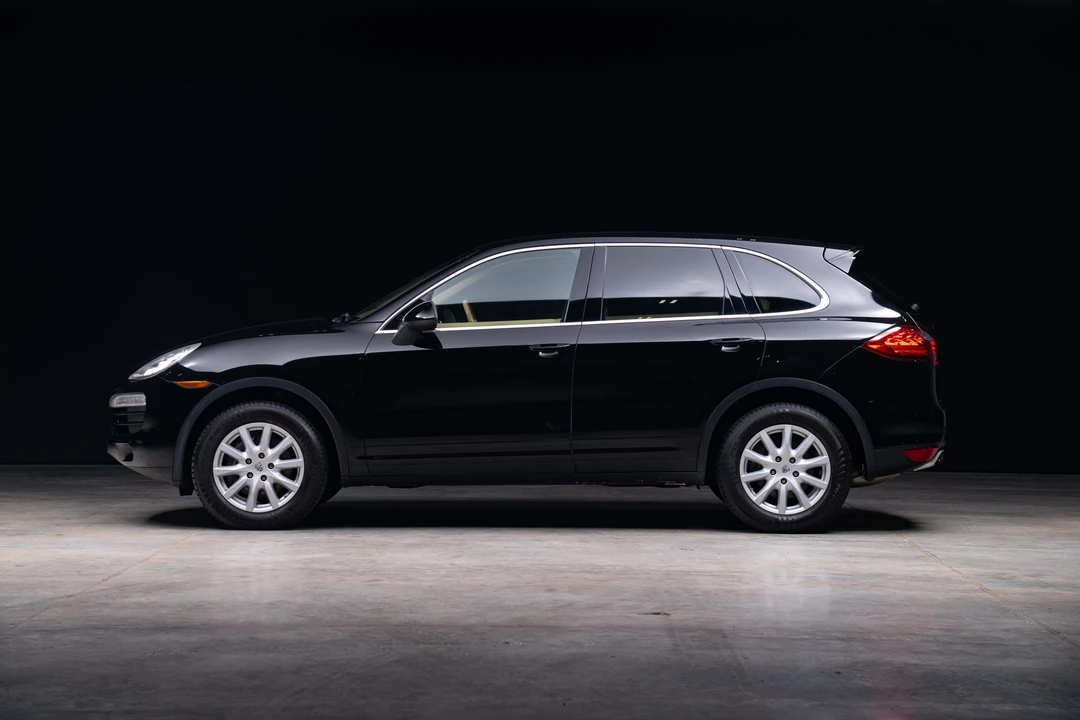 2011 Porsche 958 Cayenne - Image 12 of 31
