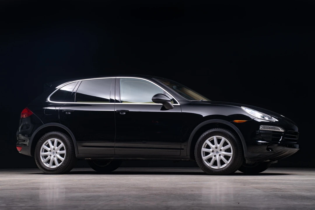 2011 Porsche 958 Cayenne - Image 29 of 31