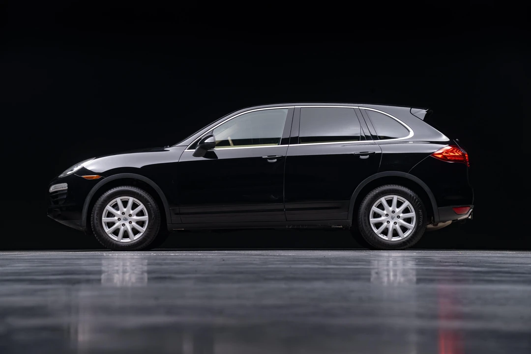2011 Porsche 958 Cayenne - Image 14 of 31