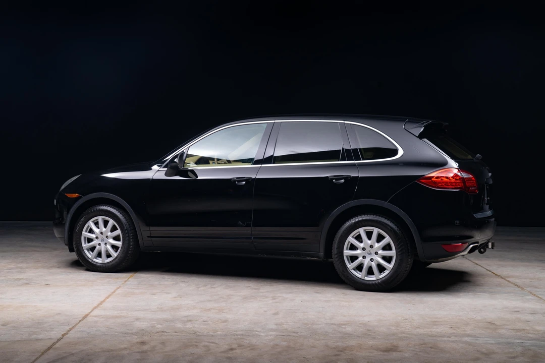 2011 Porsche 958 Cayenne - Image 18 of 31