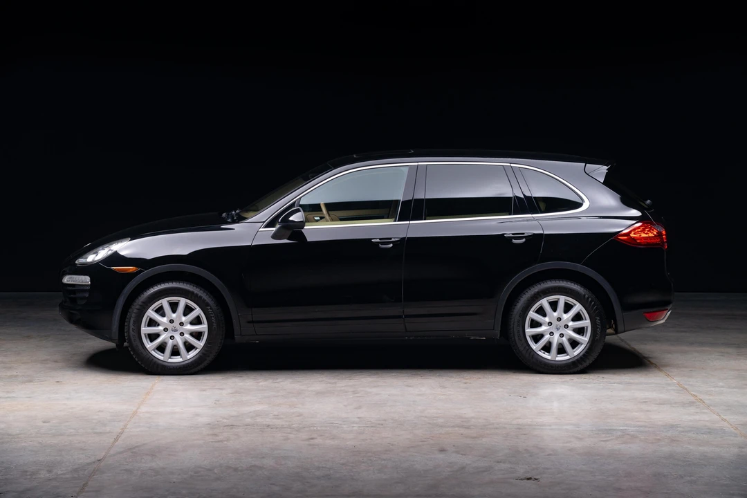 2011 Porsche 958 Cayenne - Image 10 of 31