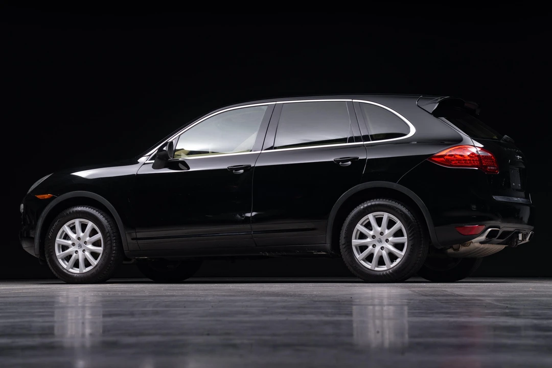 2011 Porsche 958 Cayenne - Image 4 of 31