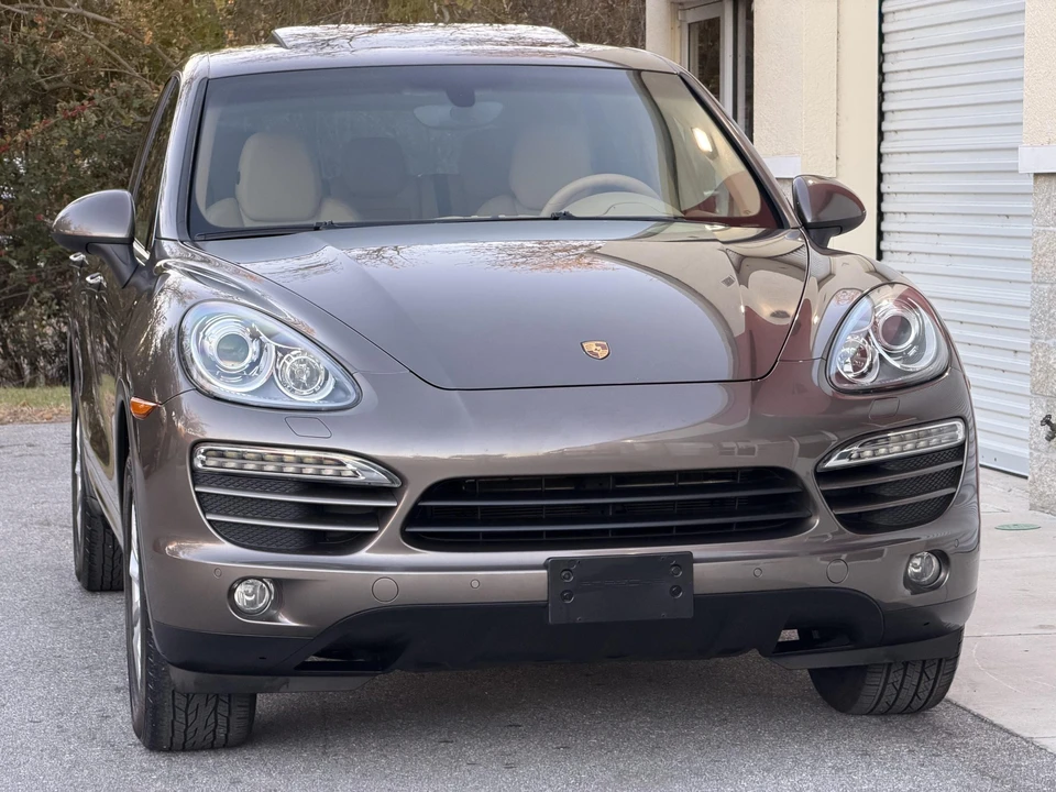 2011 Porsche 958 Cayenne - Image 6 of 31
