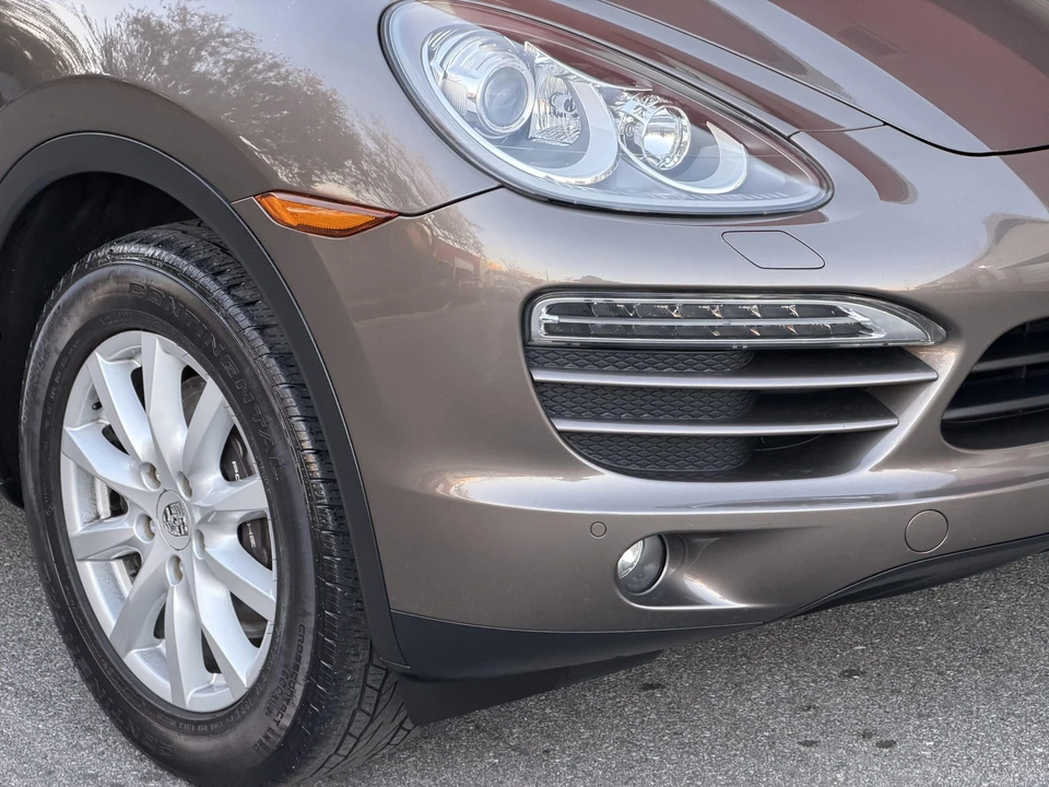 2011 Porsche 958 Cayenne - Image 16 of 31