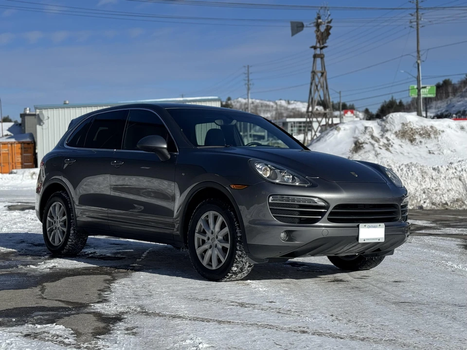 2011 Porsche 958 Cayenne - Image 8 of 31