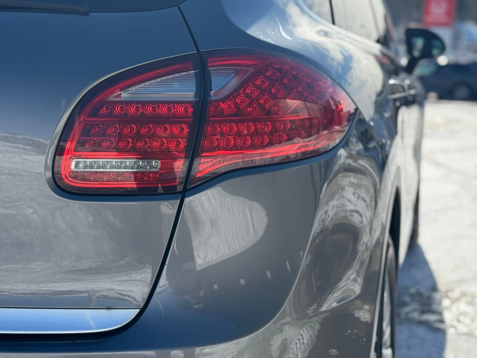 2011 Porsche 958 Cayenne - Image 18 of 31