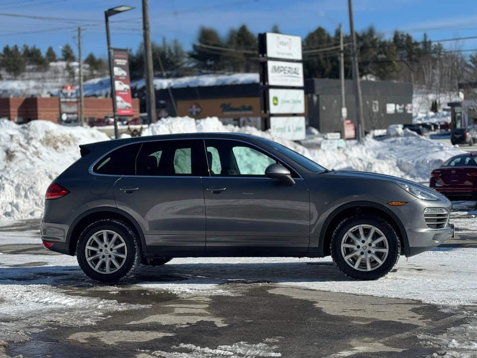 2011 Porsche 958 Cayenne - Image 7 of 31