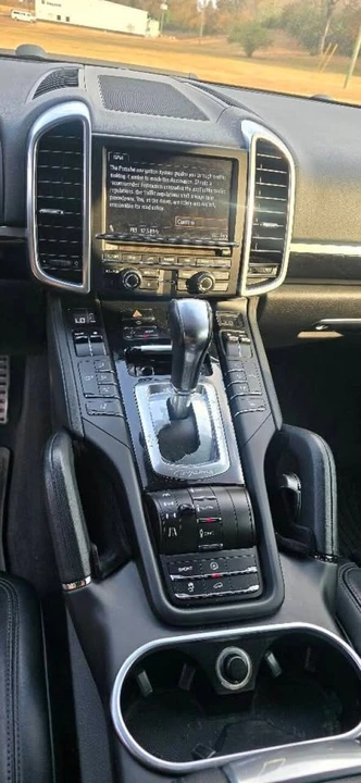 2011 Porsche 958 Cayenne - Image 7 of 16