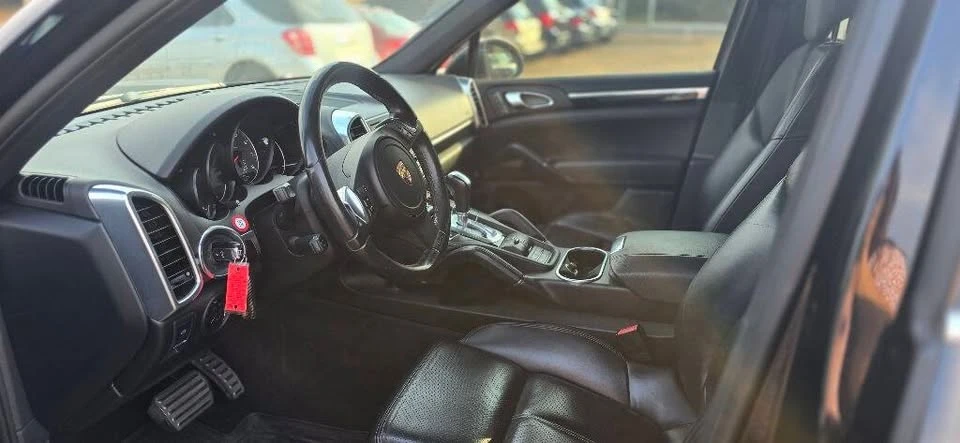 2011 Porsche 958 Cayenne - Image 6 of 16