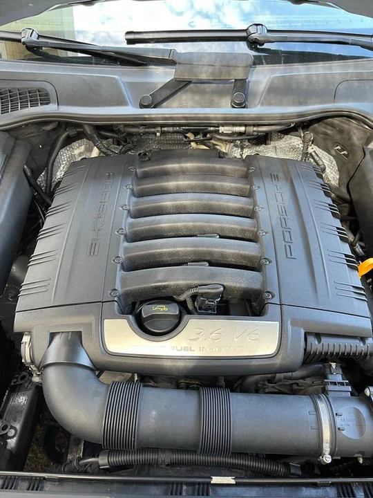 2011 Porsche 958 Cayenne - Image 10 of 16