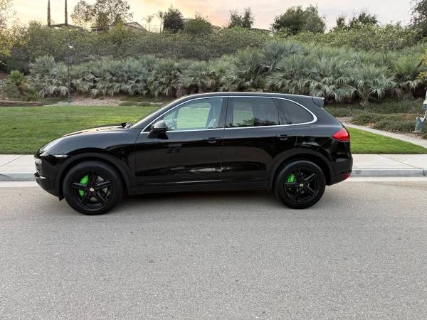2011 Porsche 958 Cayenne - Image 9 of 18