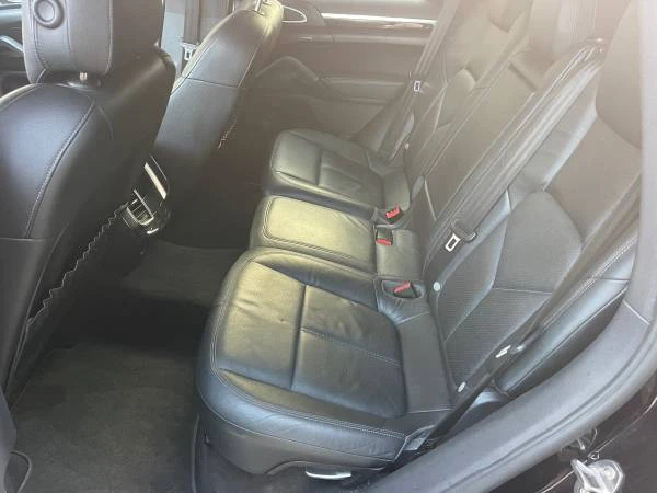 2011 Porsche 958 Cayenne - Image 8 of 9