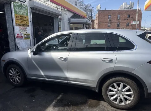 2011 Porsche Cayenne