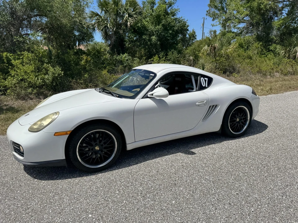 2011 Porsche 987 Cayman - Image 14 of 31