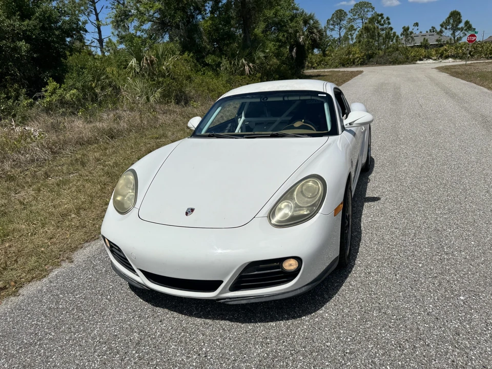 2011 Porsche 987 Cayman - Image 8 of 31