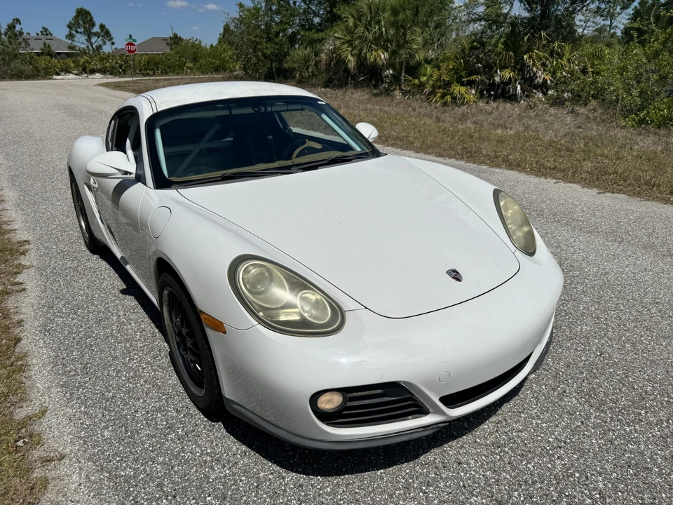 2011 Porsche 987 Cayman - Image 2 of 31