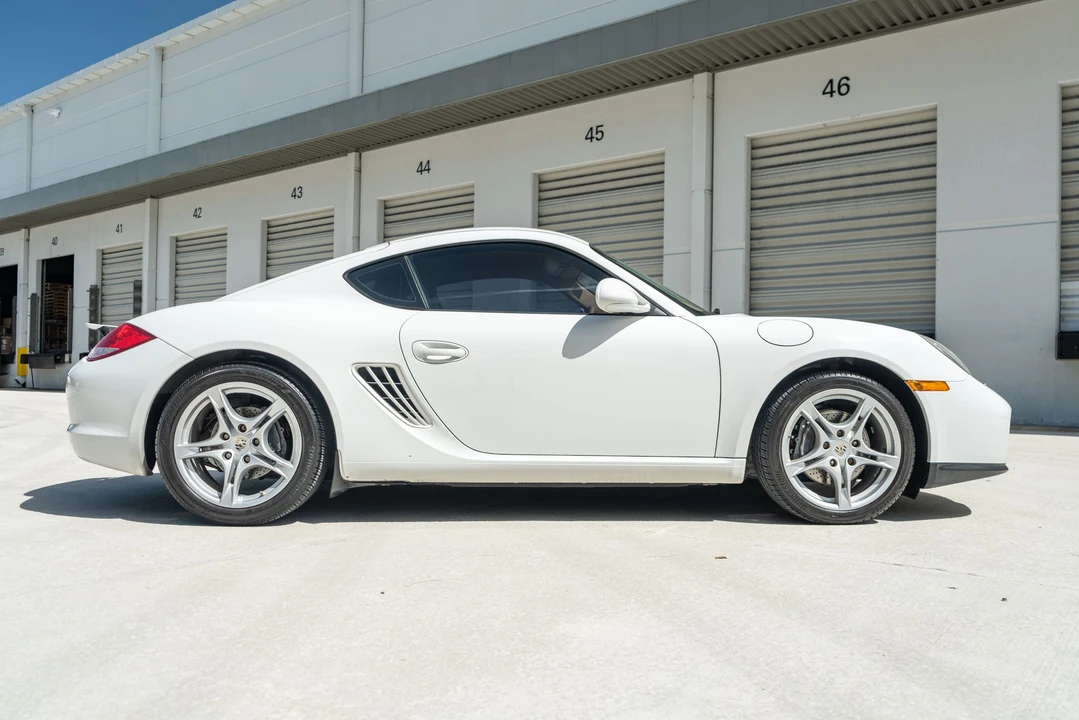 2011 Porsche 987 Cayman - Image 13 of 31