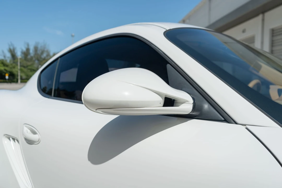 2011 Porsche 987 Cayman - Image 24 of 31