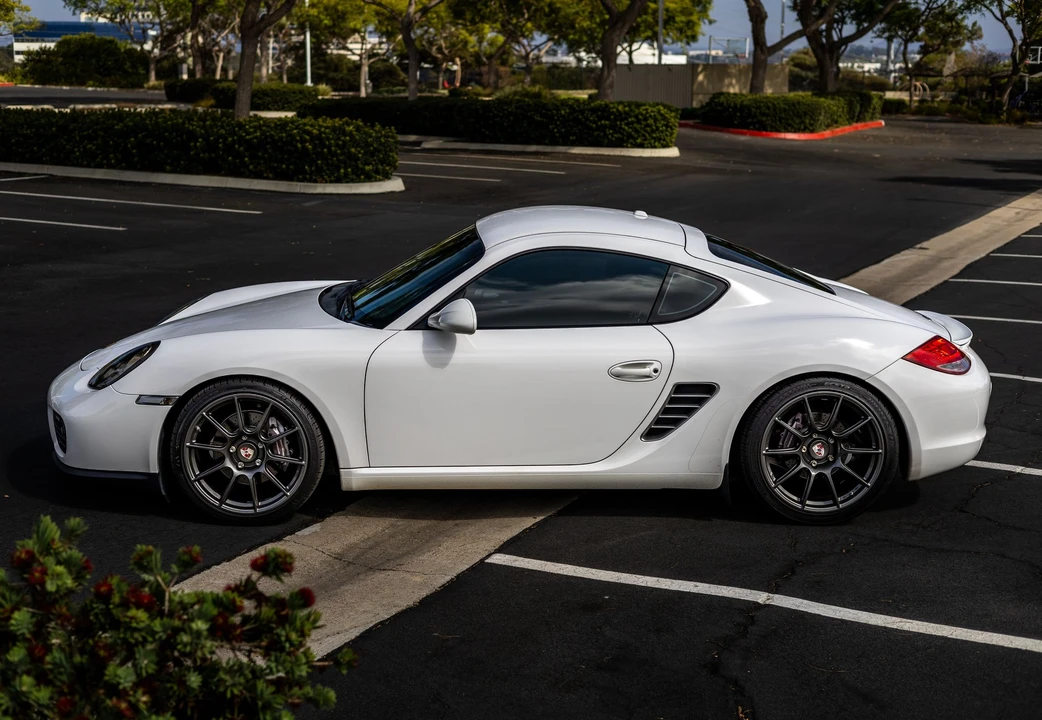 2011 Porsche 987 Cayman - Image 2 of 22