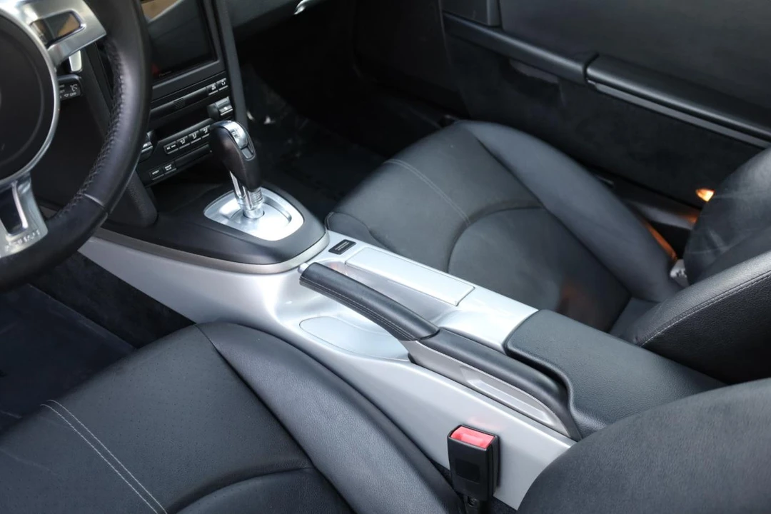 2011 Porsche 987 Cayman - Image 26 of 31