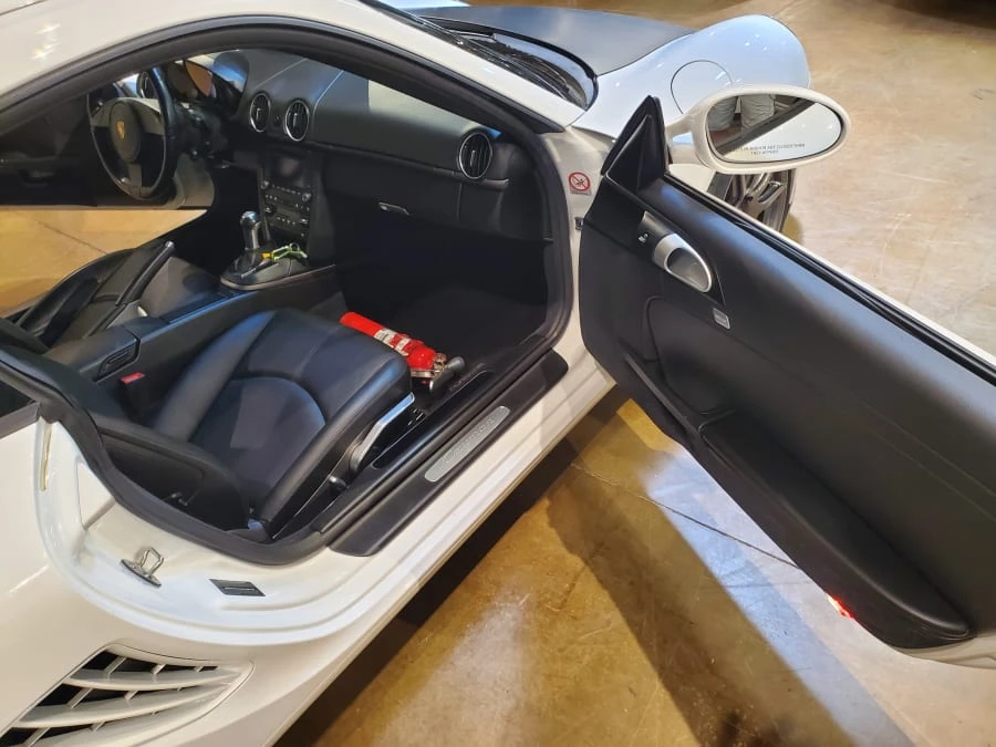 2011 Porsche 987 Cayman - Image 14 of 17