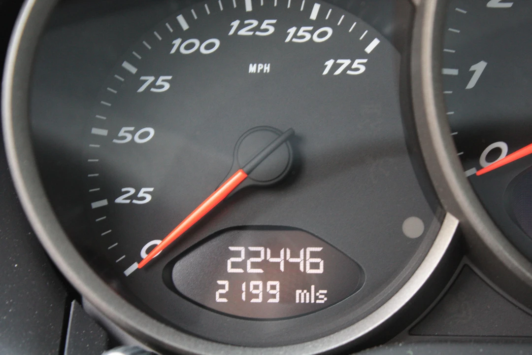 2011 Porsche 987 Cayman - Image 9 of 10