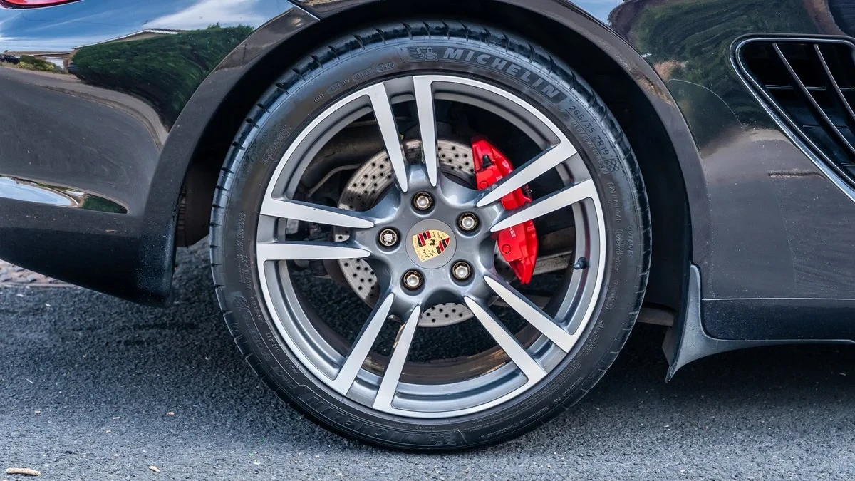 2011 Porsche 987 Cayman S - Image 16 of 30