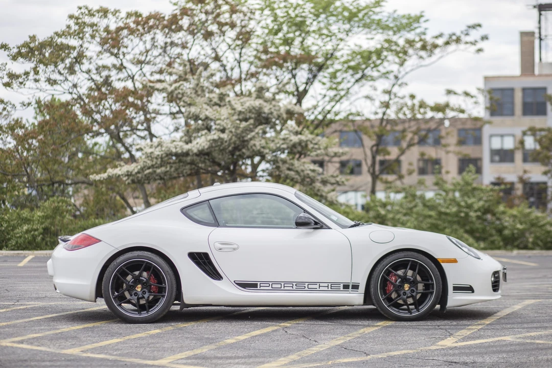 2011 Porsche 987 Cayman S - Image 14 of 31