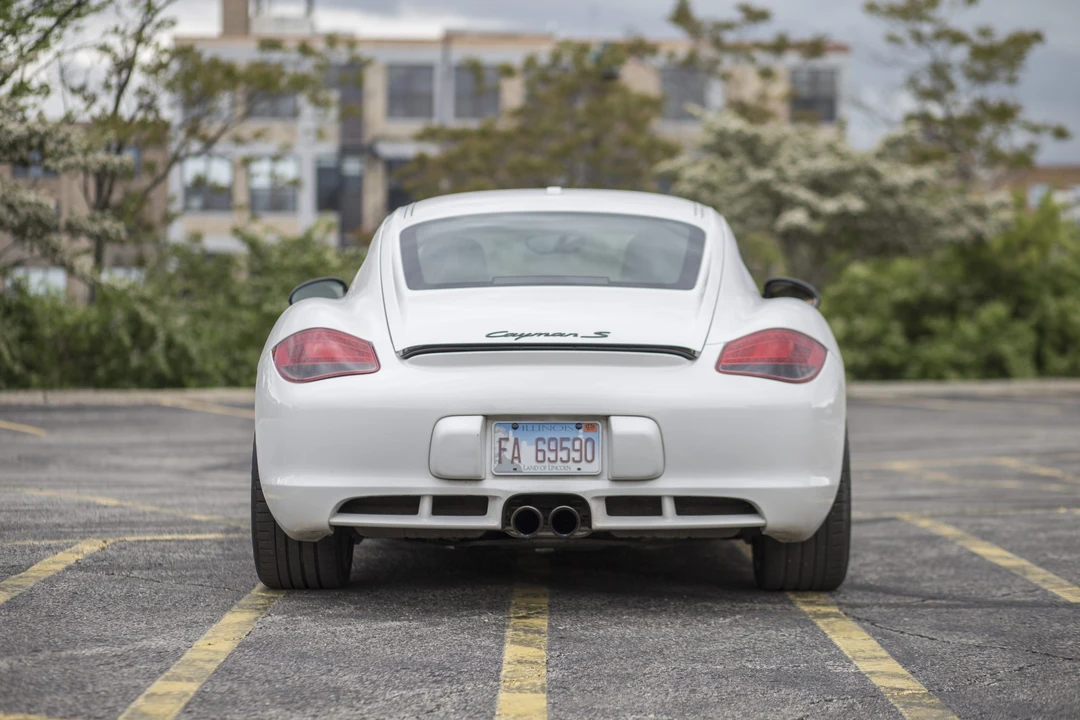2011 Porsche 987 Cayman S - Image 17 of 31