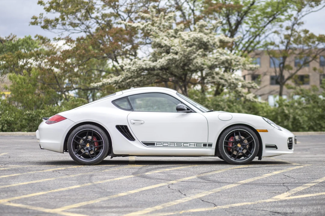 2011 Porsche 987 Cayman S - Image 13 of 31