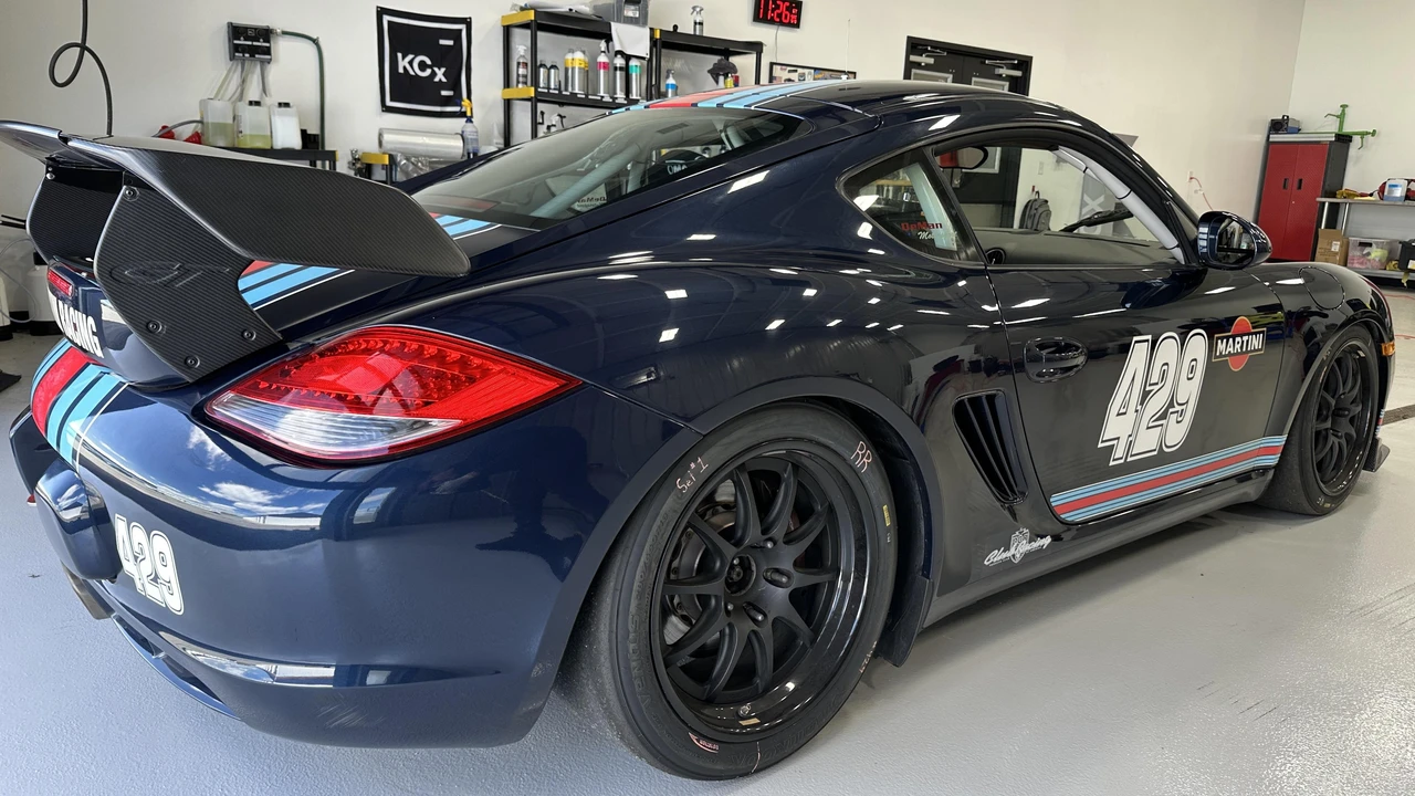 2011 Porsche 987 Cayman S - Image 9 of 31