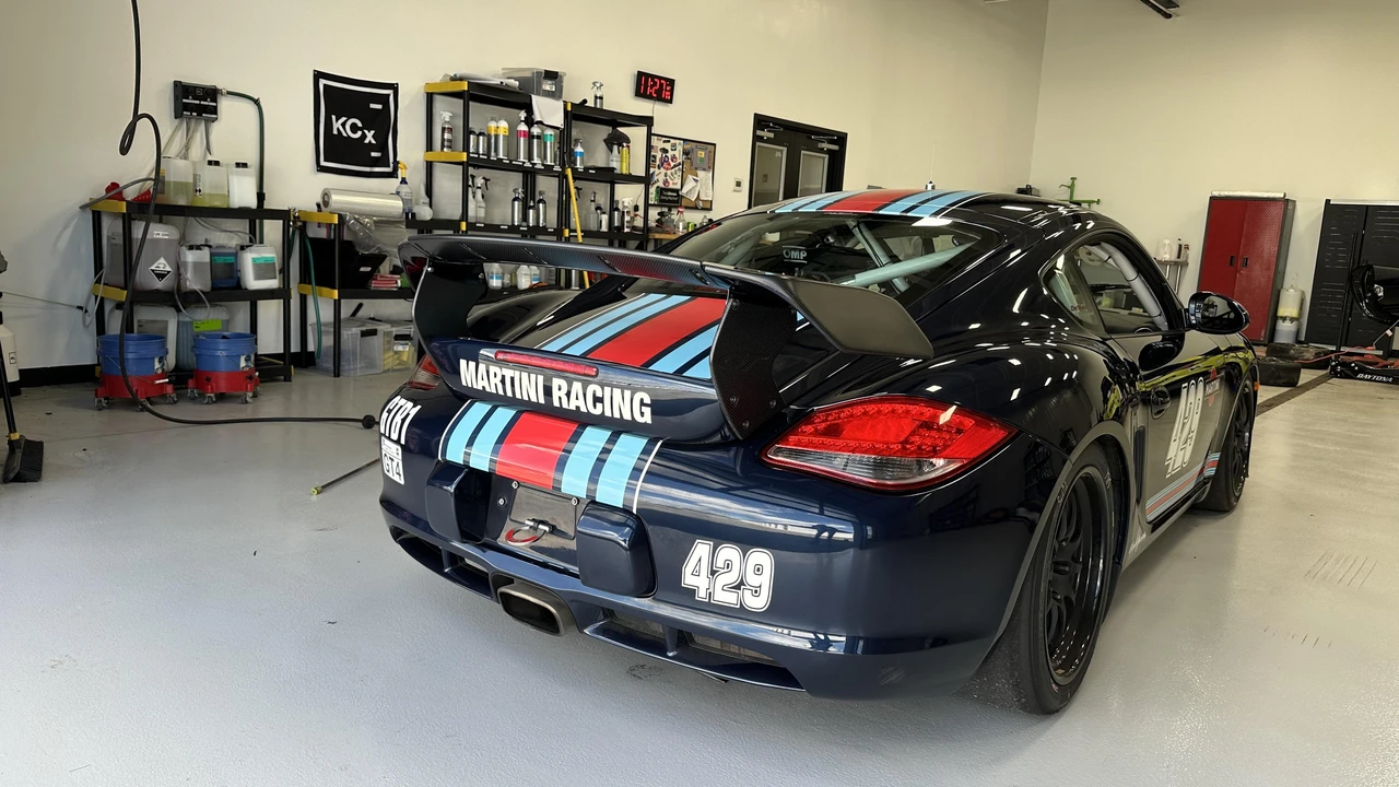 2011 Porsche 987 Cayman S - Image 10 of 31
