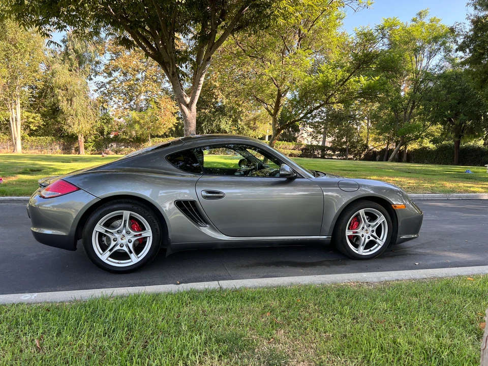 2011 Porsche 987 Cayman S - Image 11 of 31