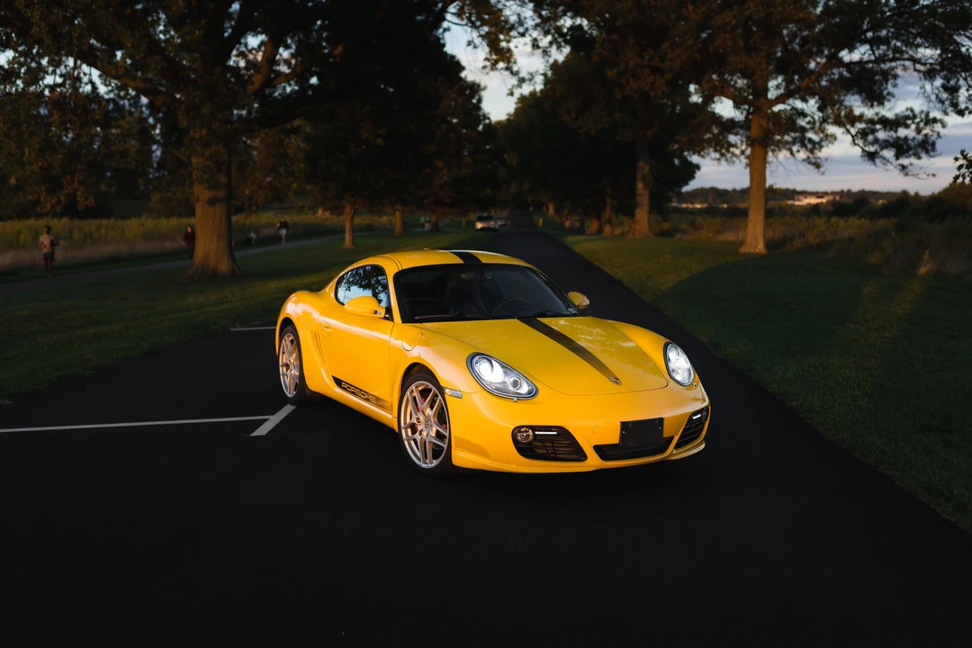 2011 Porsche 987 Cayman S - Image 10 of 31