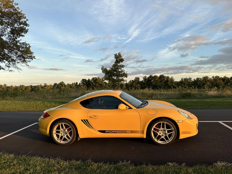 2011 Porsche 987 Cayman S - Image 18 of 31
