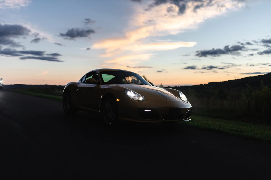2011 Porsche 987 Cayman S - Image 11 of 31