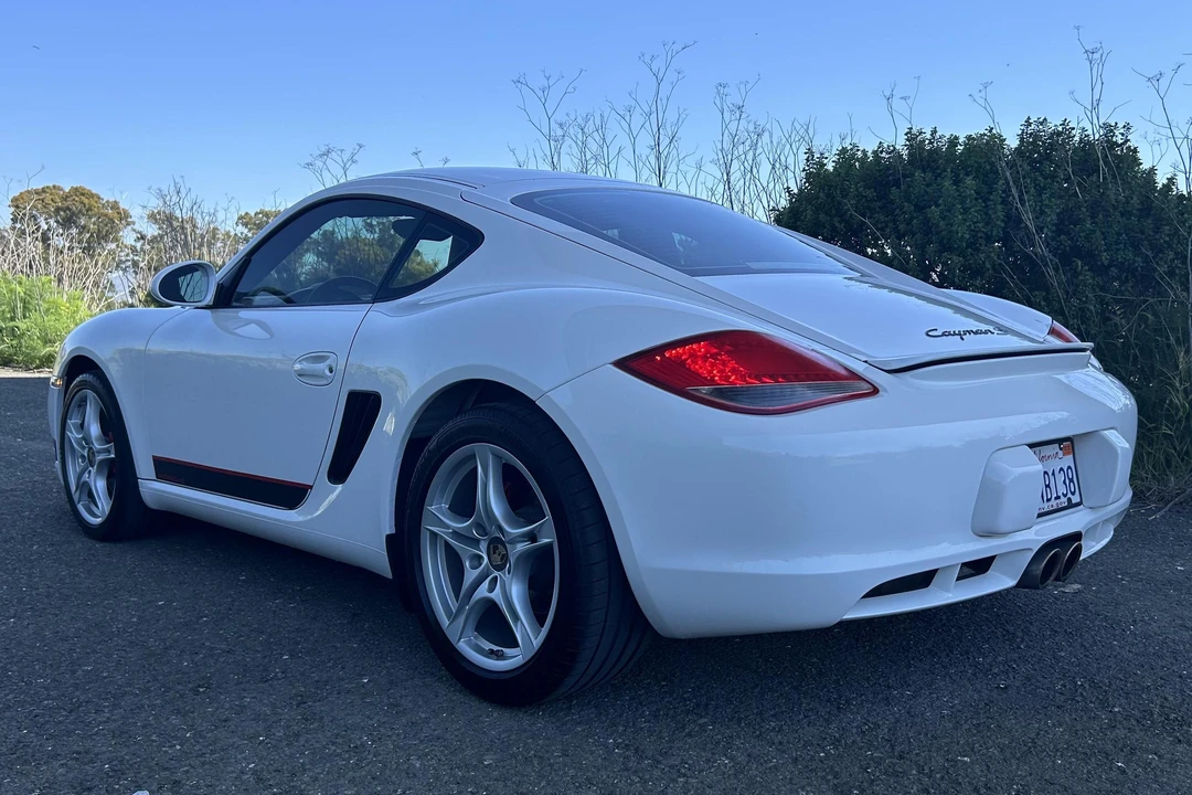 2011 Porsche 987 Cayman S - Image 15 of 31