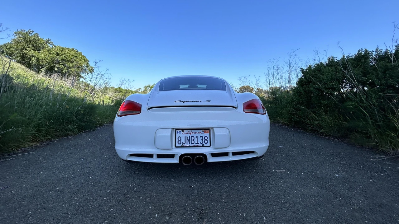 2011 Porsche 987 Cayman S - Image 19 of 31
