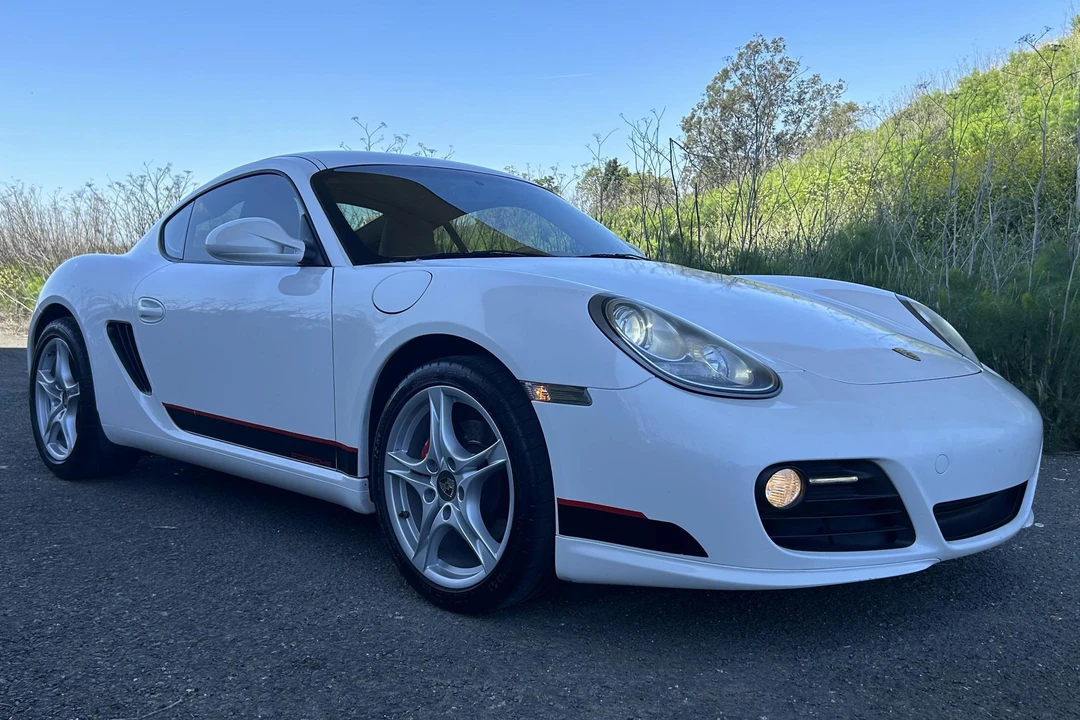 2011 Porsche 987 Cayman S - Image 12 of 31