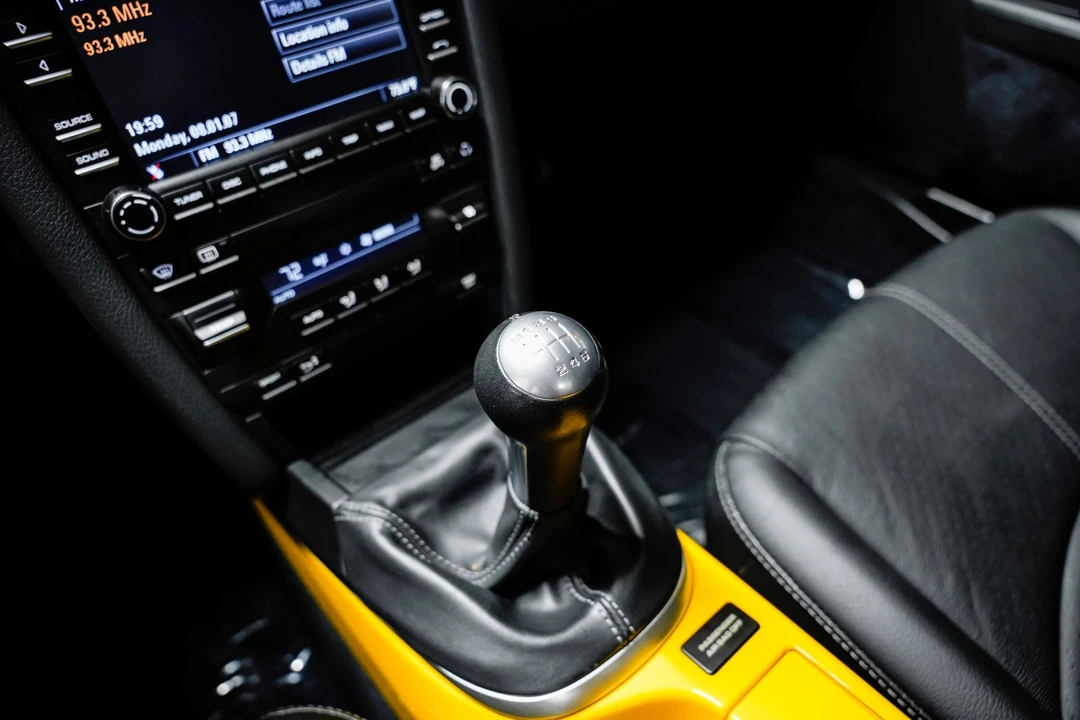 2011 Porsche 987 Cayman S - Image 14 of 31