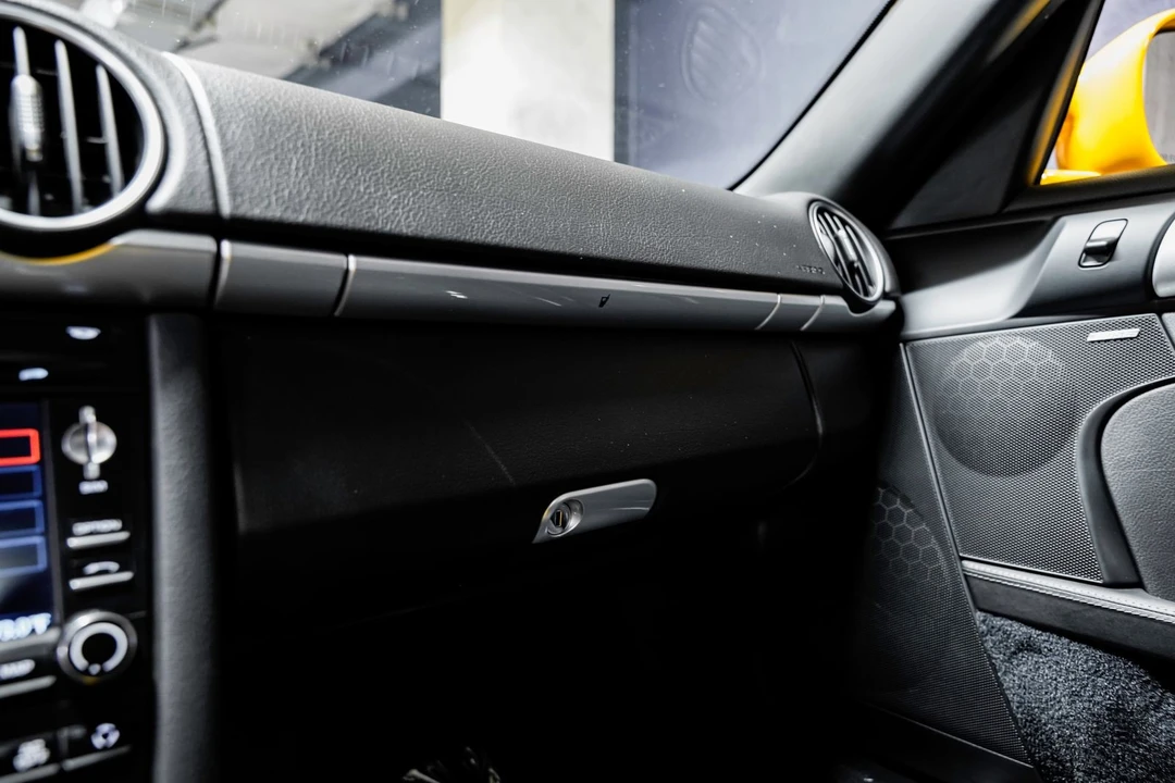 2011 Porsche 987 Cayman S - Image 16 of 31