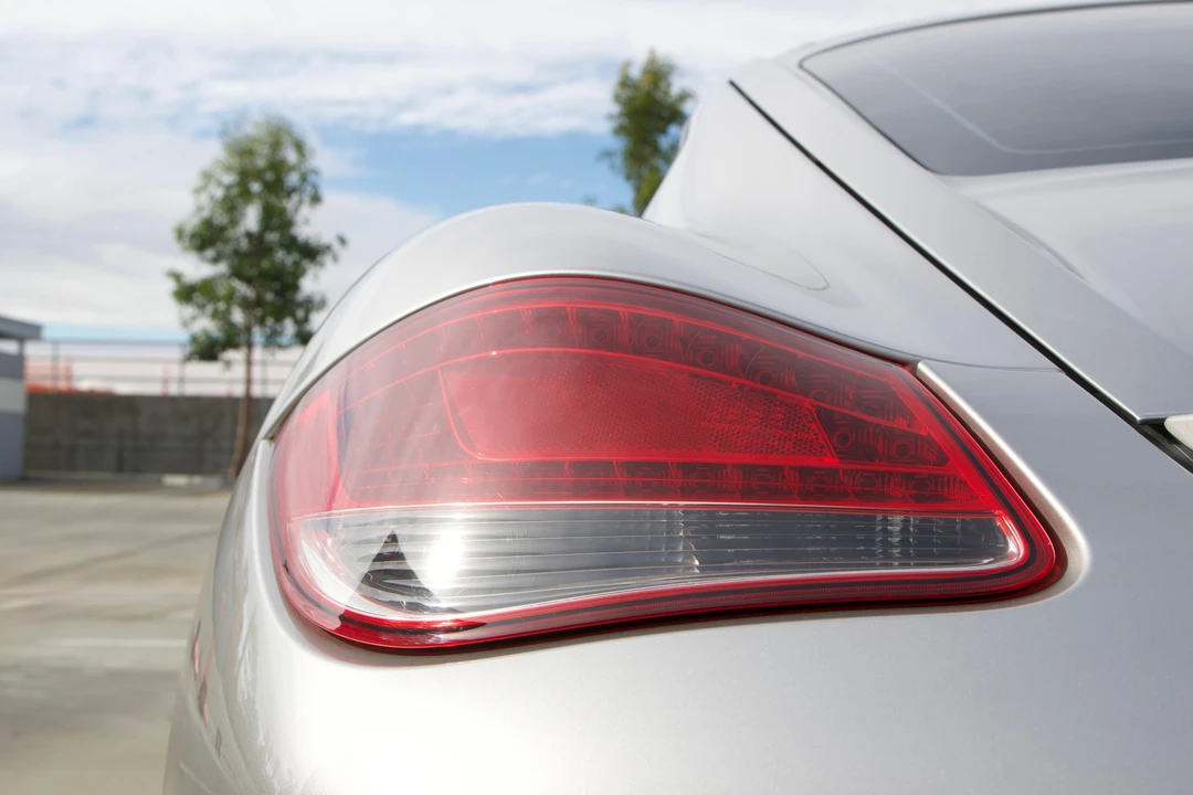 2011 Porsche 987 Cayman S - Image 28 of 31