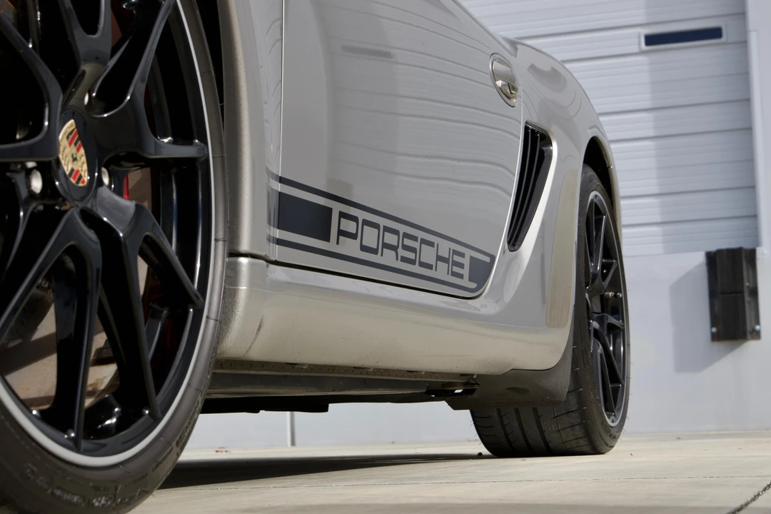 2011 Porsche 987 Cayman S - Image 22 of 31