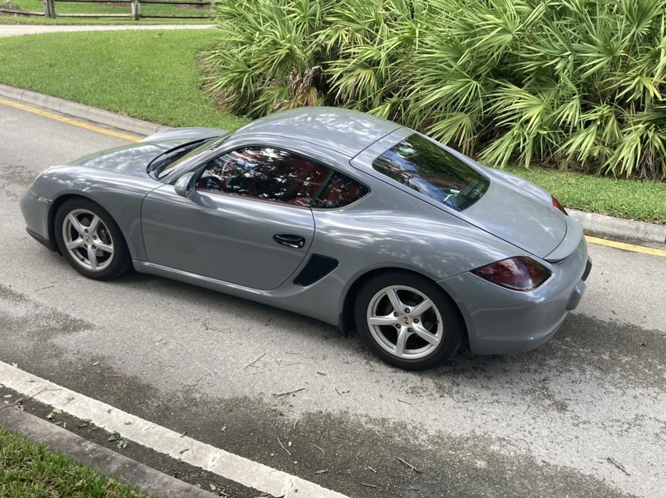 2011 Porsche 987 Cayman - Image 3 of 31