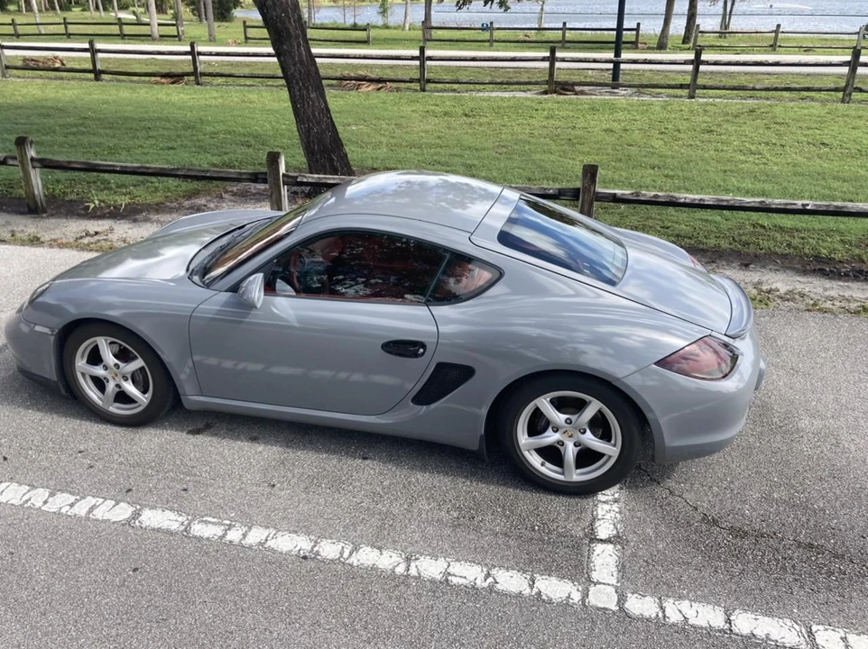 2011 Porsche 987 Cayman - Image 15 of 31